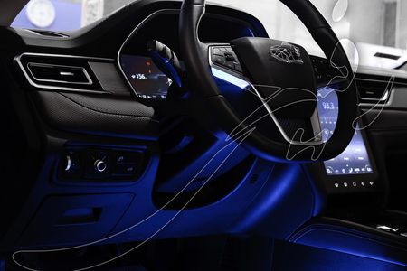 کی ام سی EJ7 142 کیلووات - 2024