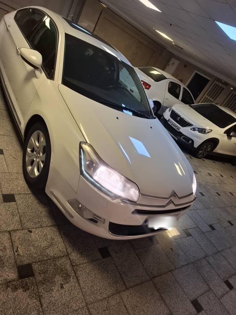 سیتروئن C5 اتوماتیک - 2011