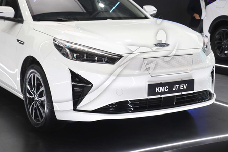 کی ام سی EJ7 142 کیلووات - 2024