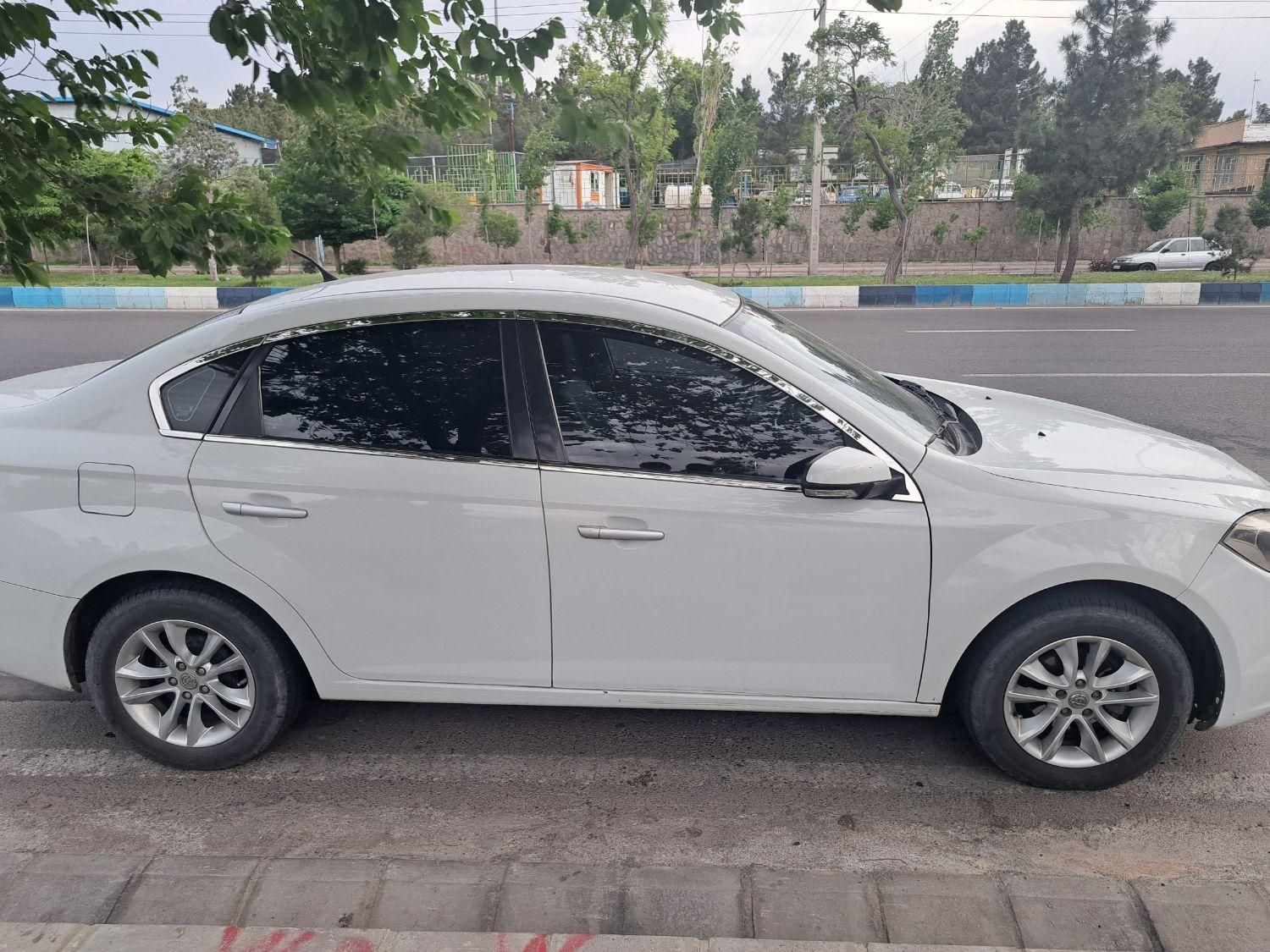 خودرو برلیانس، H330 آگهی ann_18350124