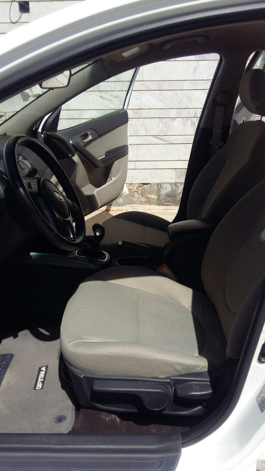 کیا سراتو 2.0 لیتر اتوماتیک GT لاین - 2015