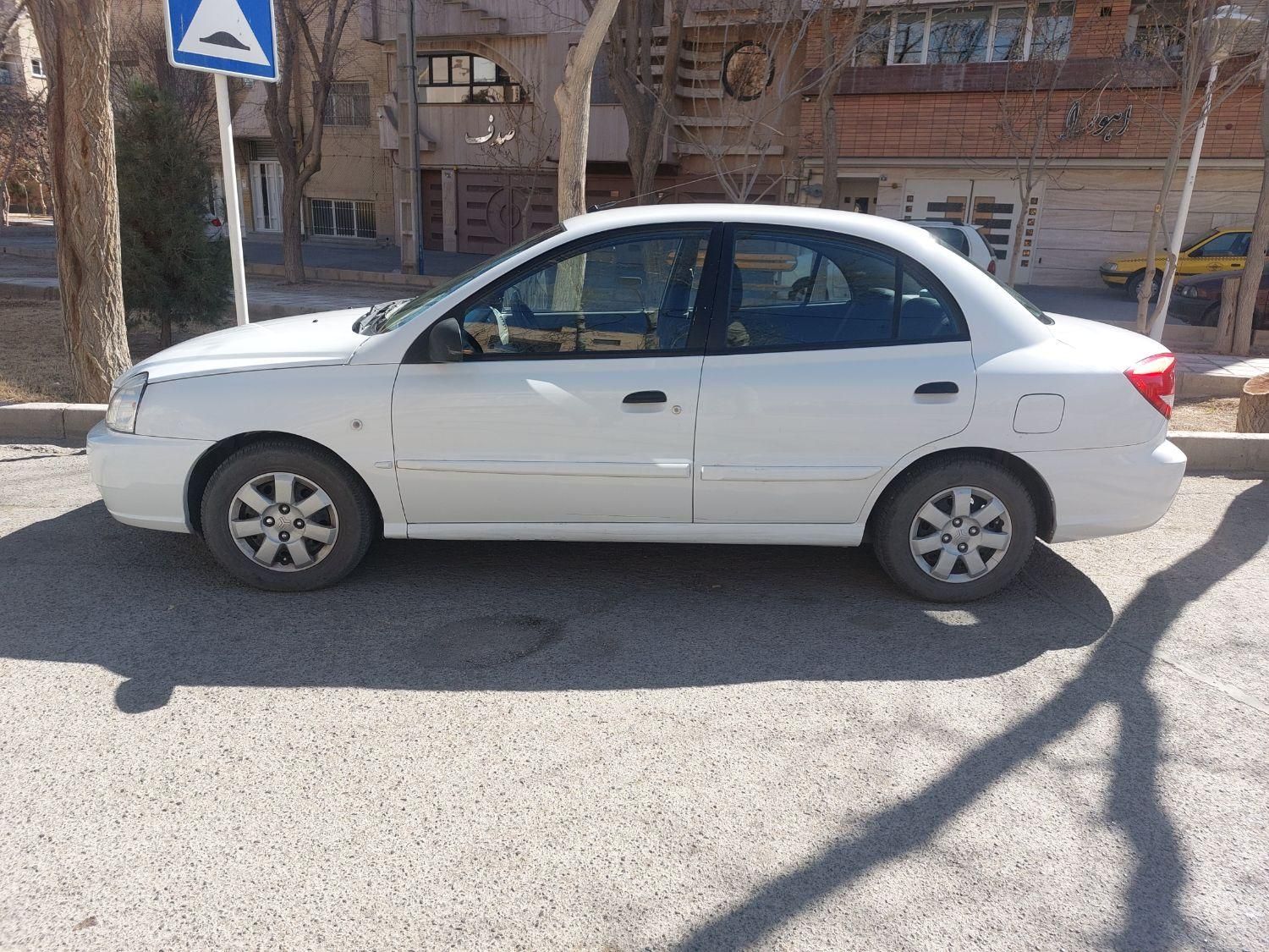 کیا ریو مونتاژ دنده ای LS - 2011