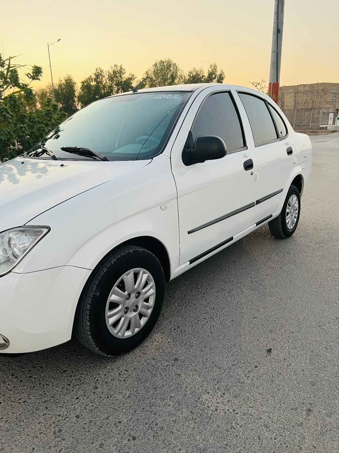 تیبا صندوق دار SX - 1400