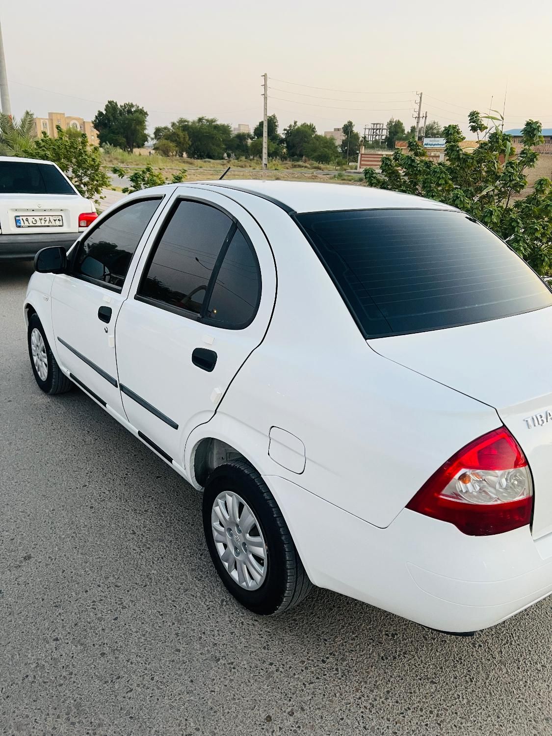 تیبا صندوق دار SX - 1400