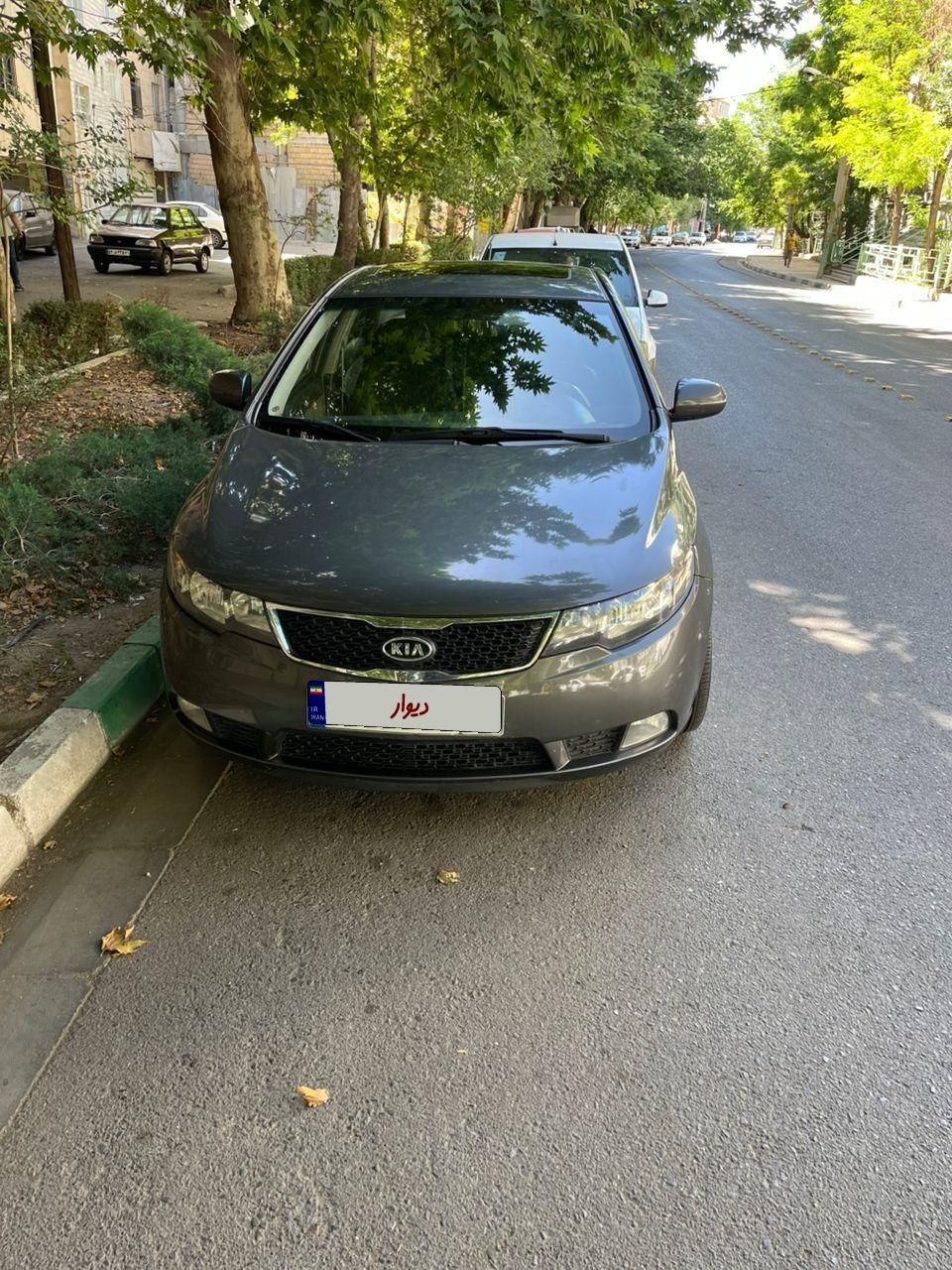 خودرو کیا، سراتو مونتاژ آگهی ann_18351643