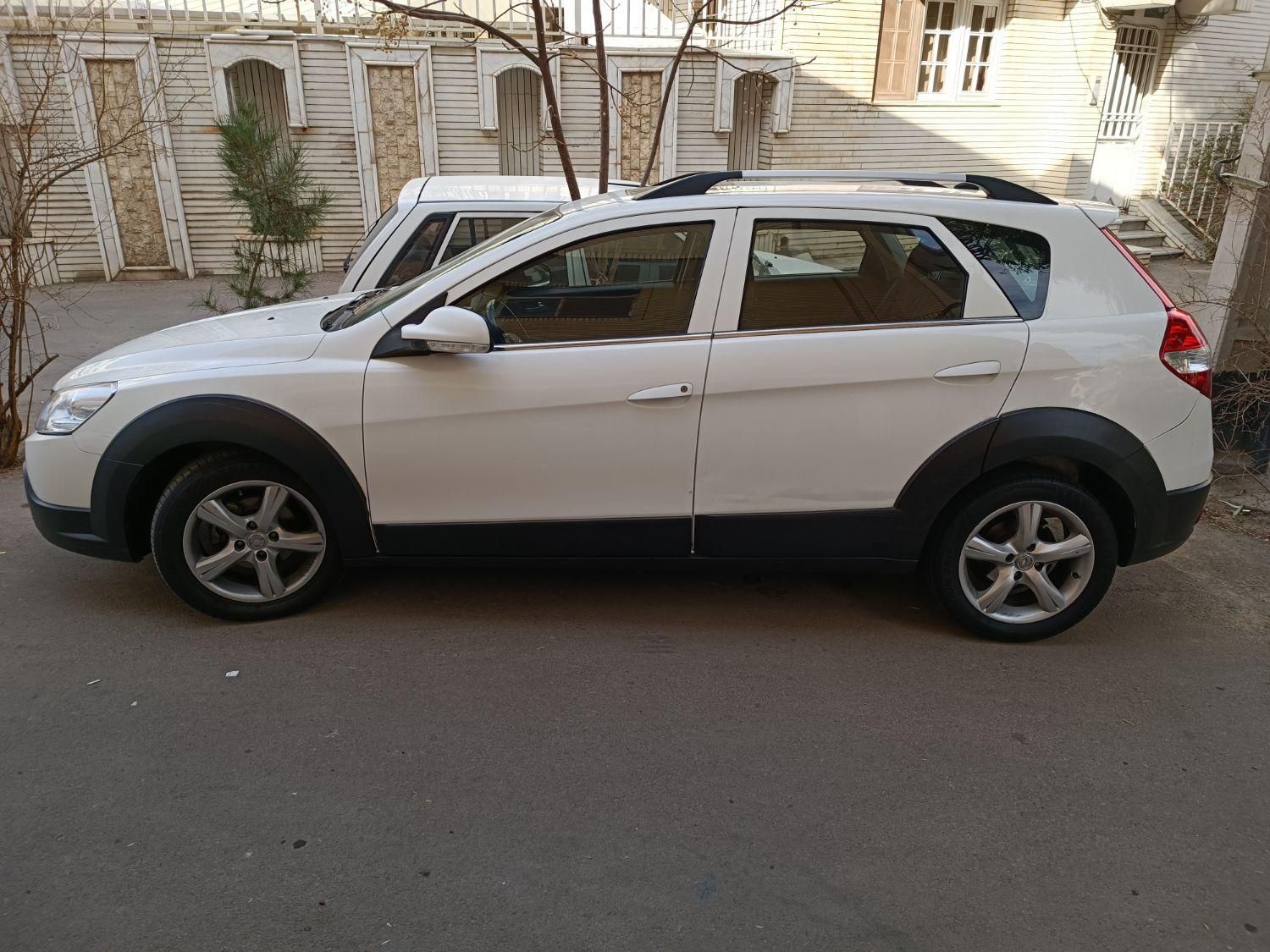 دانگ فنگ H30 کراس اتوماتیک - 1396