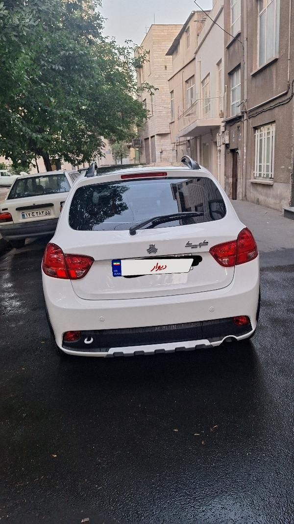 خودرو کوییک، R آگهی ann_18351812