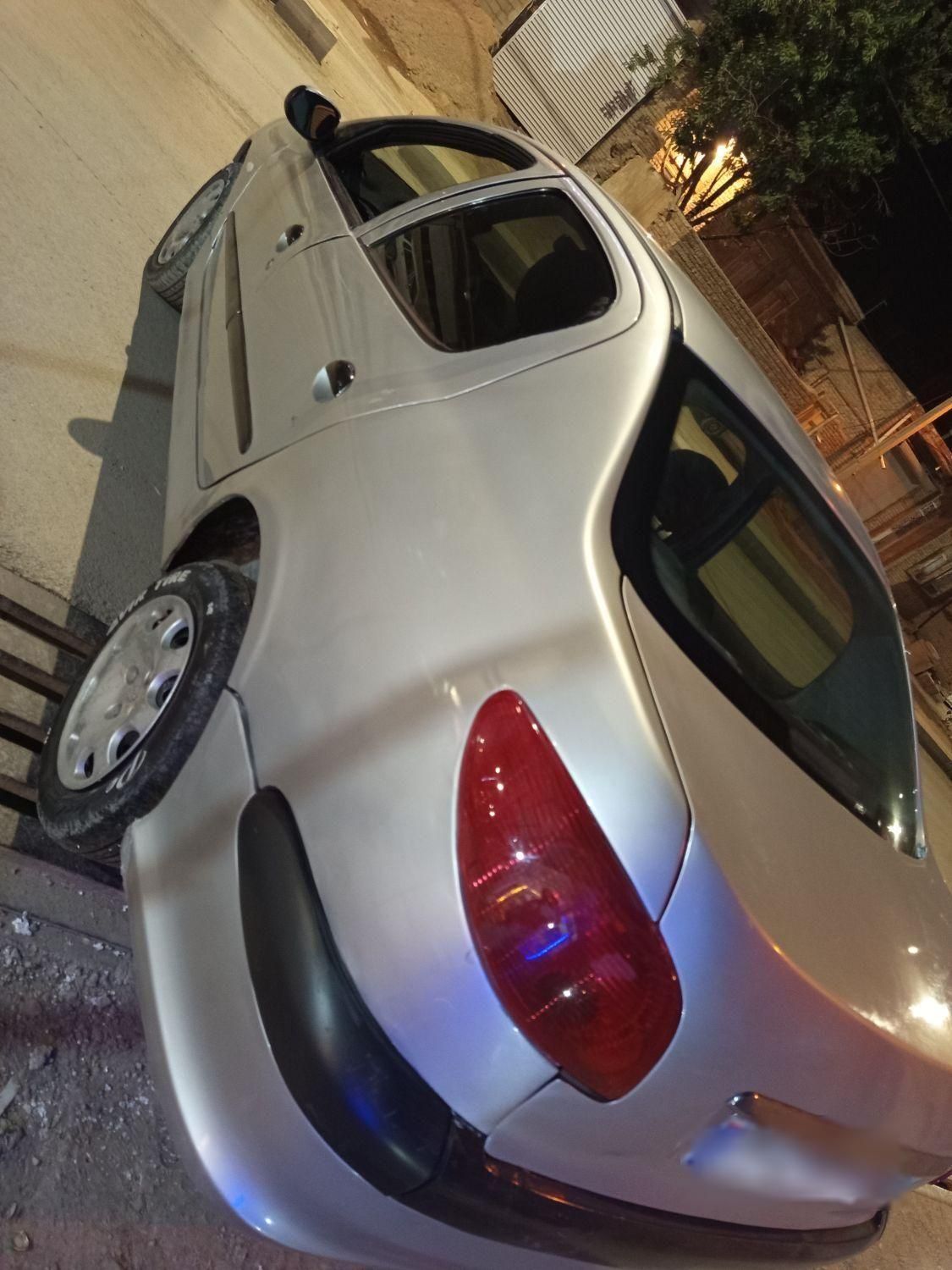 پژو ۲۰۶ صندوق دار v8 - 1385