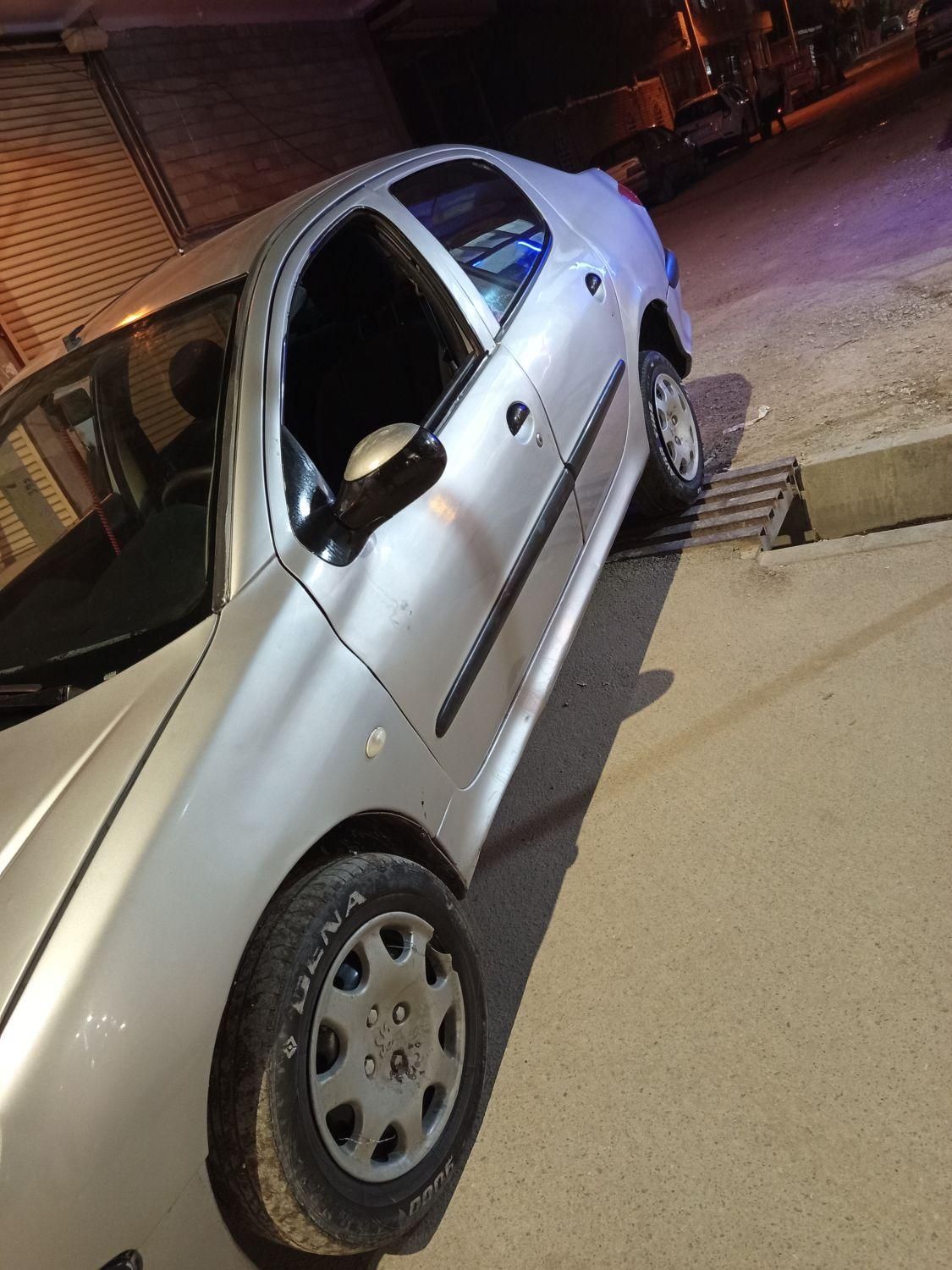 پژو ۲۰۶ صندوق دار v8 - 1385
