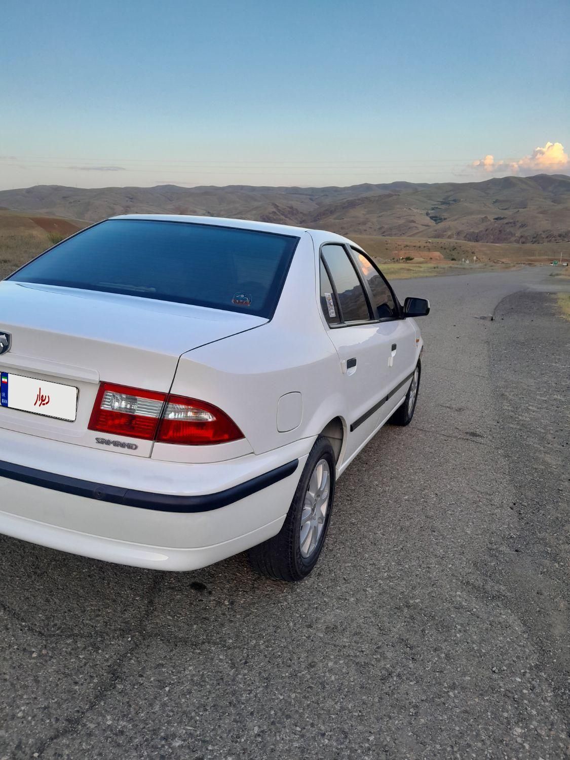 سمند LX XU7 - 1390
