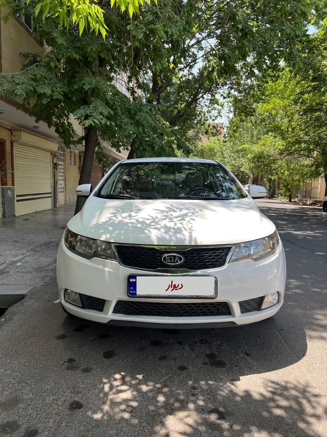 خودرو کیا، سراتو مونتاژ آگهی ann_18353349
