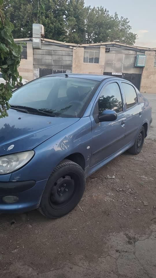 پژو ۲۰۶ صندوق دار v8 - 1394