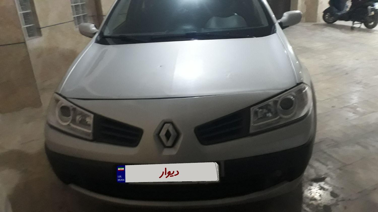 رنو مگان دنده‌ای 1600 - 2006