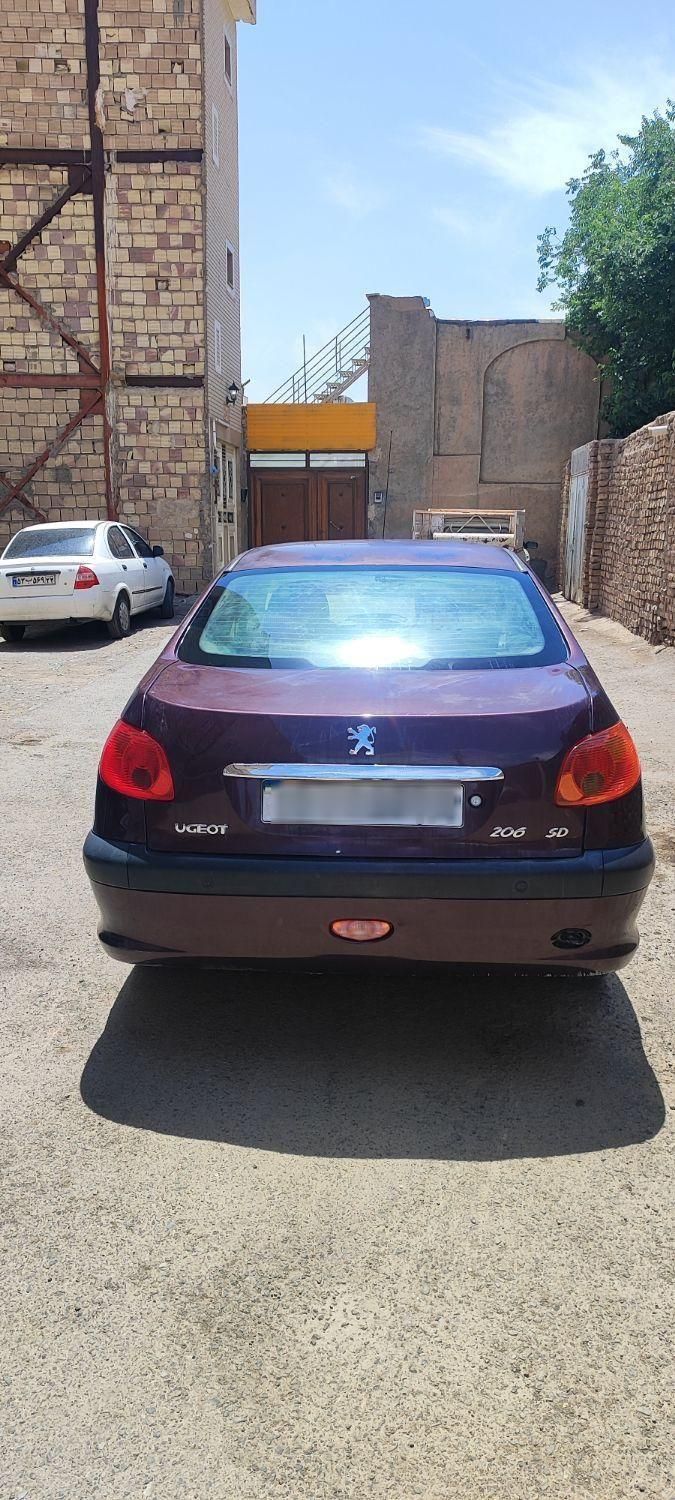 پژو ۲۰۶ صندوق دار v8 - 1393