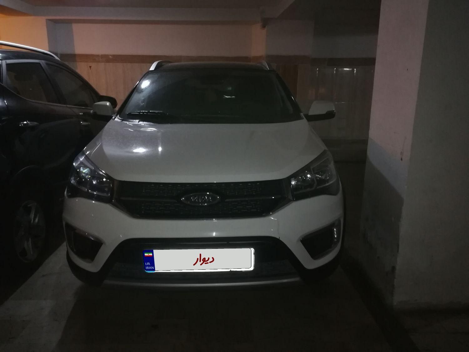 خودرو ام وی ام، X22 آگهی ann_18354216