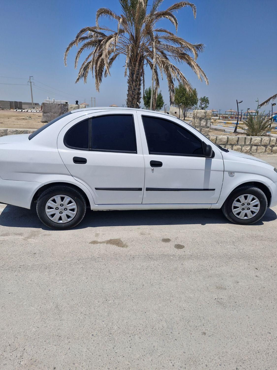 تیبا صندوق دار SX - 1400