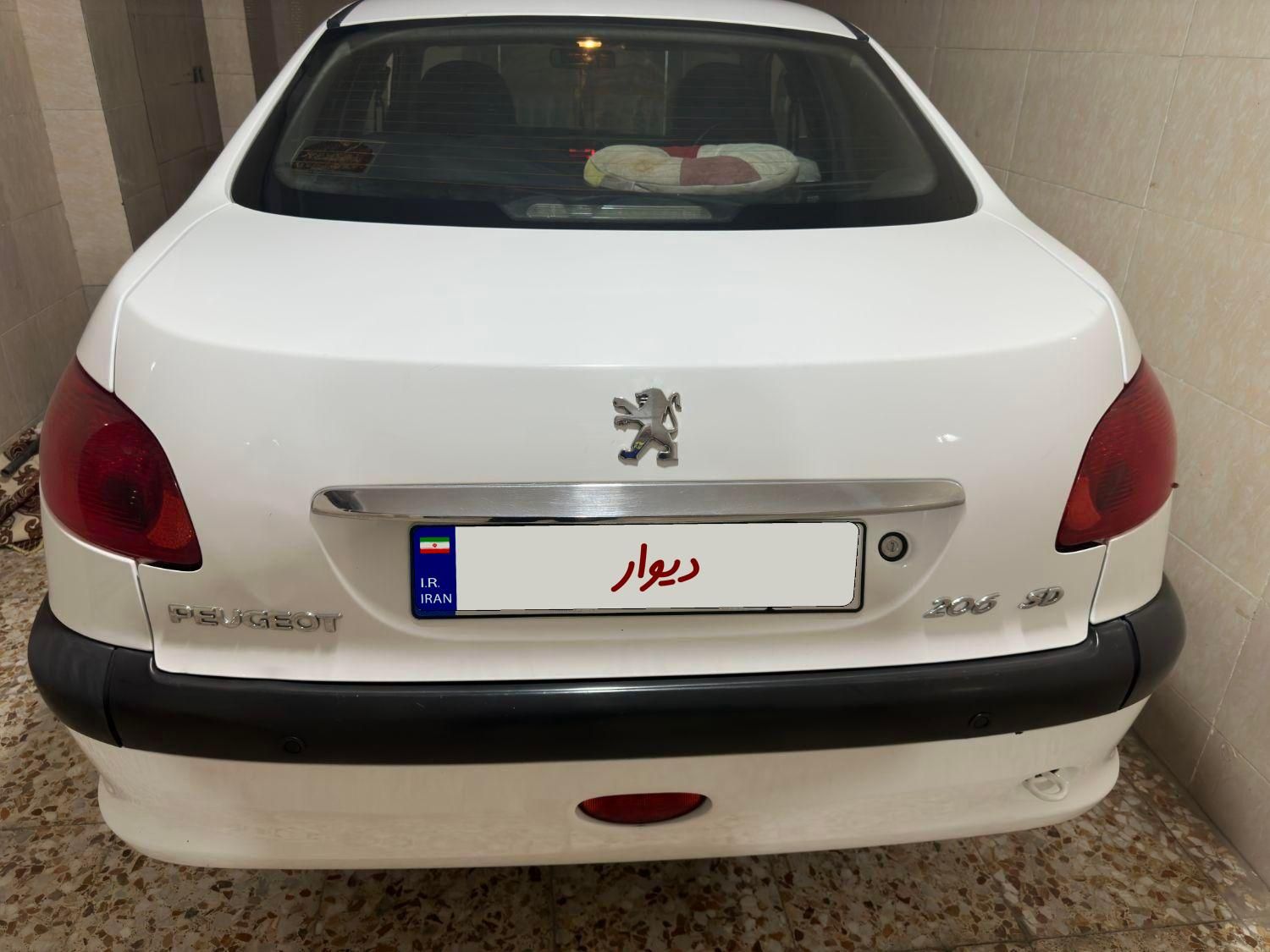 پژو ۲۰۶ صندوق دار v8 - 1396