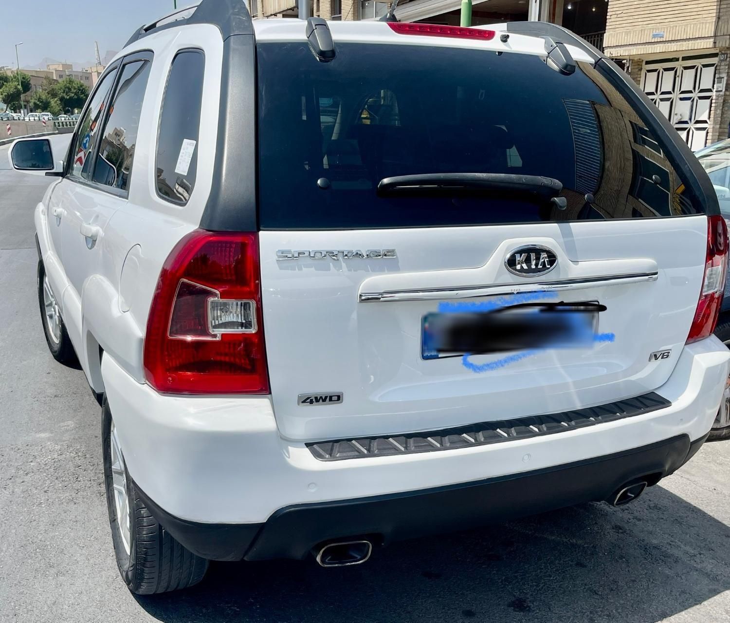 کیا اسپورتیج 6 سیلندر 2700cc - 2010