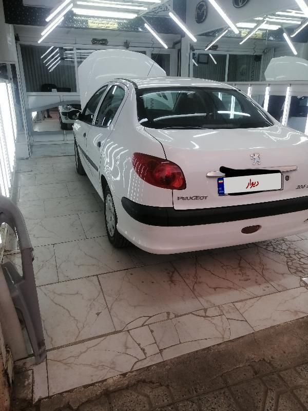 پژو ۲۰۶ صندوق دار v8 - 1393