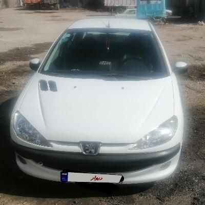 پژو ۲۰۶ صندوق دار v8 - 1393