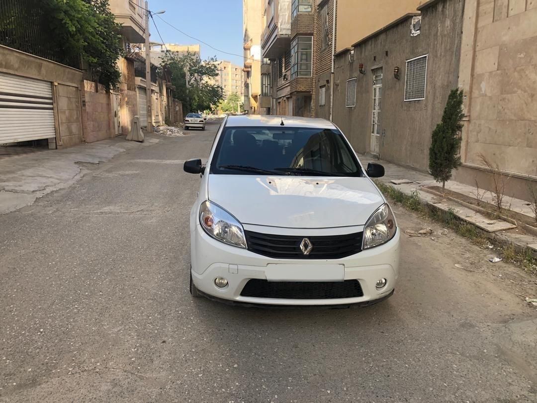 خودرو رنو، ساندرو آگهی ann_18354496