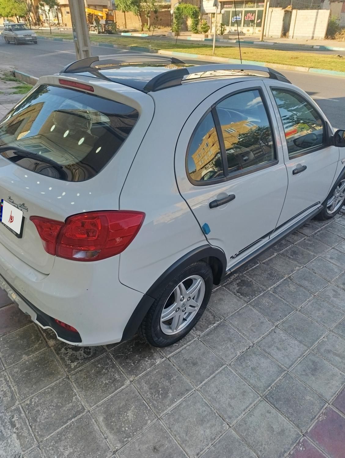 خودرو کوییک، R آگهی ann_18354754
