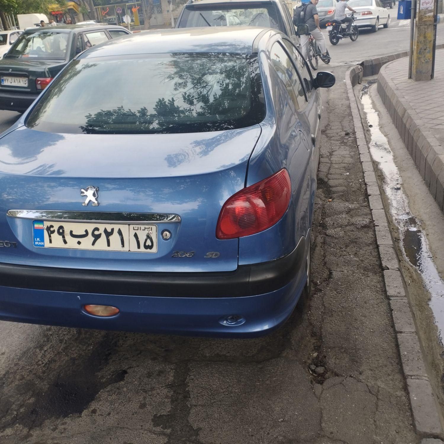 پژو ۲۰۶ صندوق دار v20 - 1391
