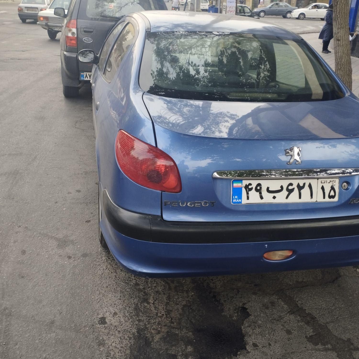 پژو ۲۰۶ صندوق دار v20 - 1391