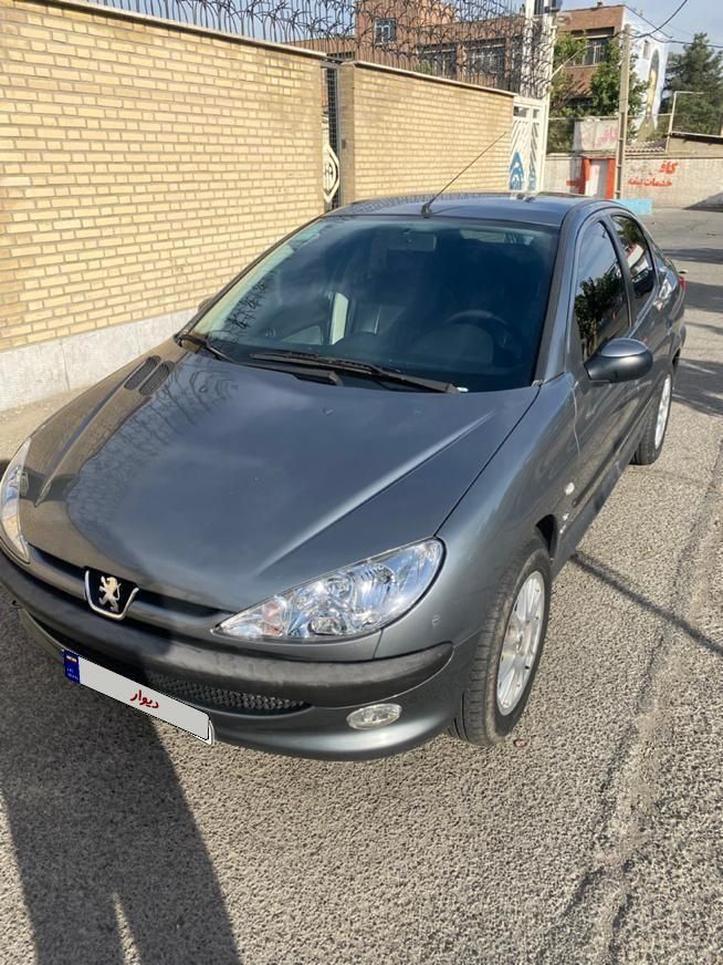 پژو ۲۰۶ صندوق دار v8 - 1390