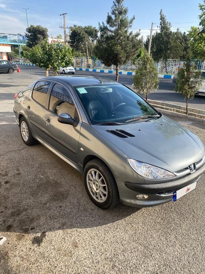پژو ۲۰۶ صندوق دار v8 - 1390