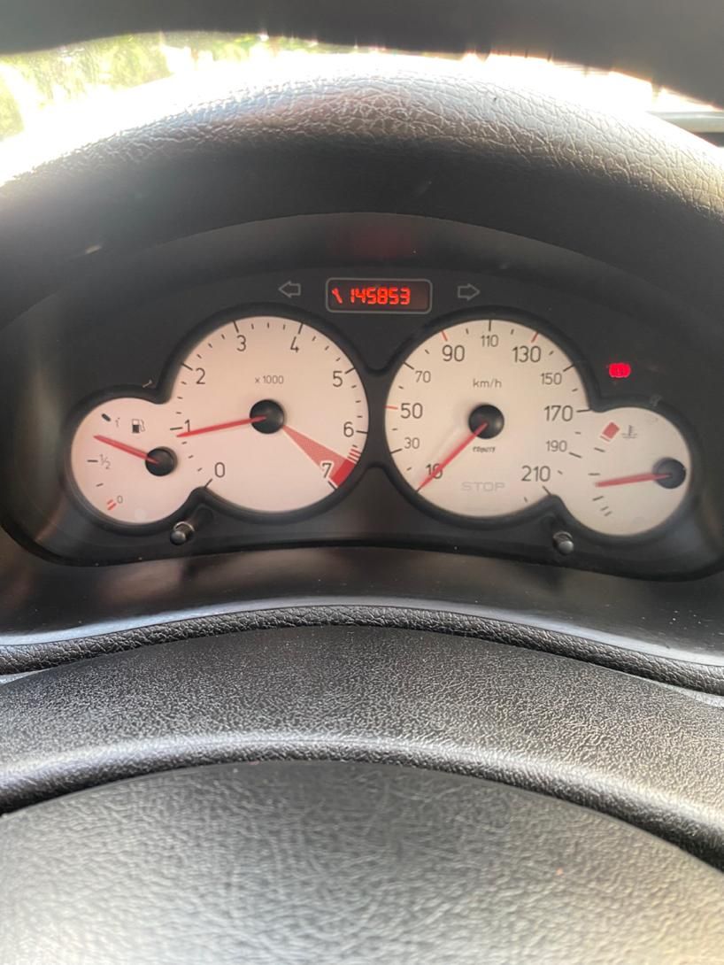 پژو ۲۰۶ صندوق دار v8 - 1390
