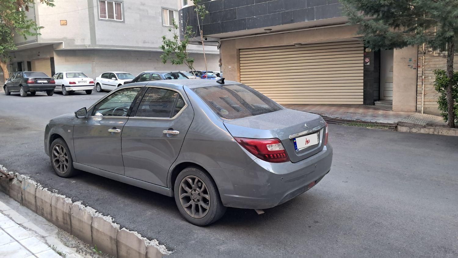 دنا پلاس توربو شارژ اتوماتیک اتوماتیک توربو - 1400