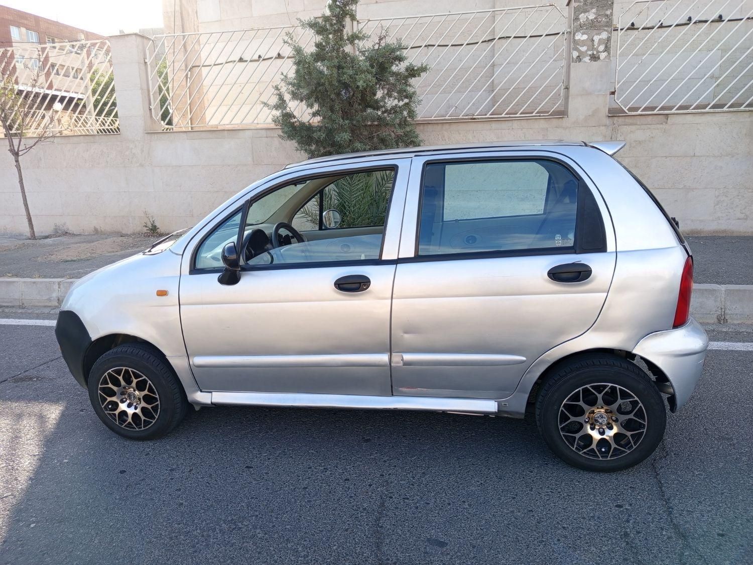 ام وی ام 110 چهار سیلندر دنده ای - 2009