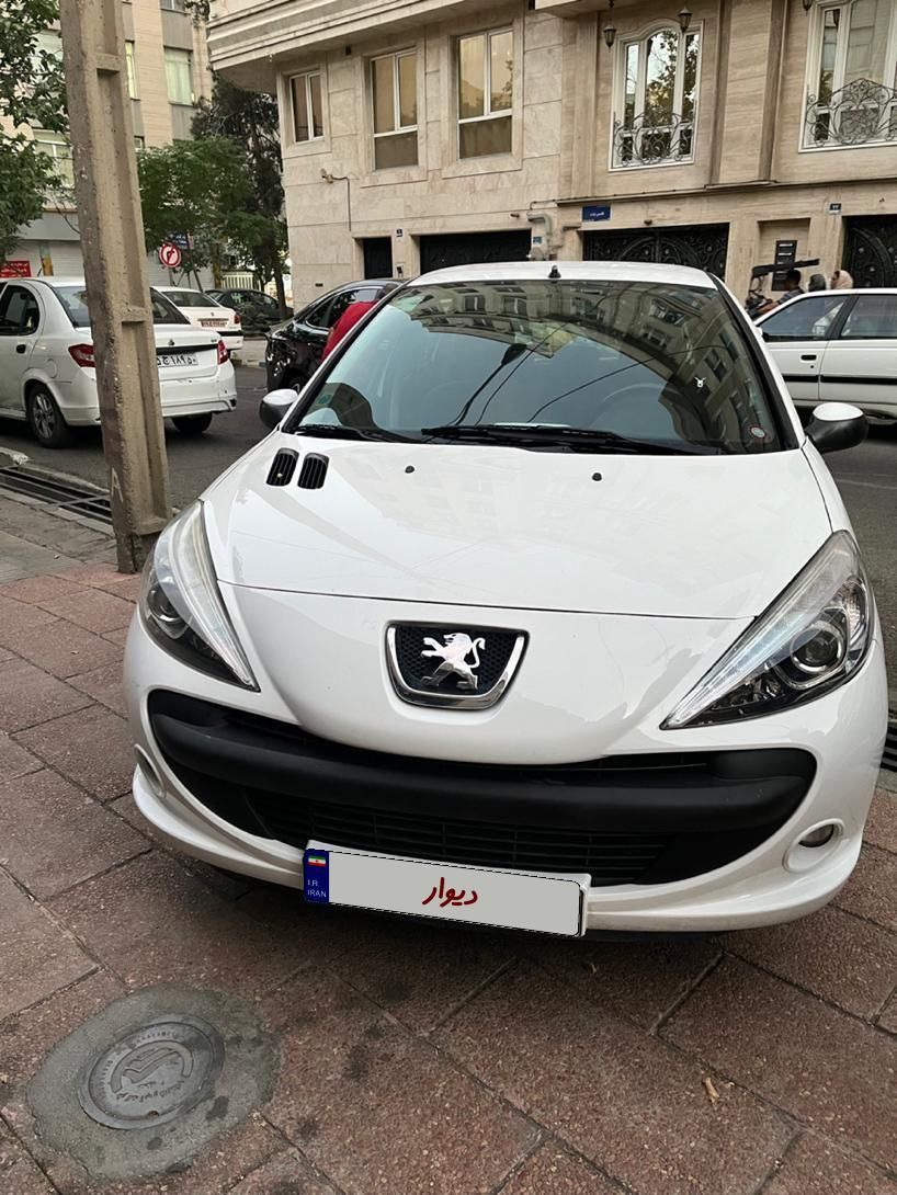 پژو 207 اتوماتیک - 1390