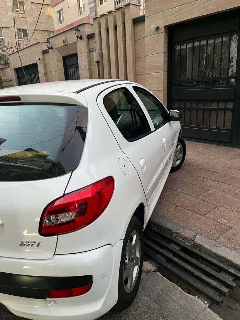 خودرو پژو، 207 آگهی ann_18355340