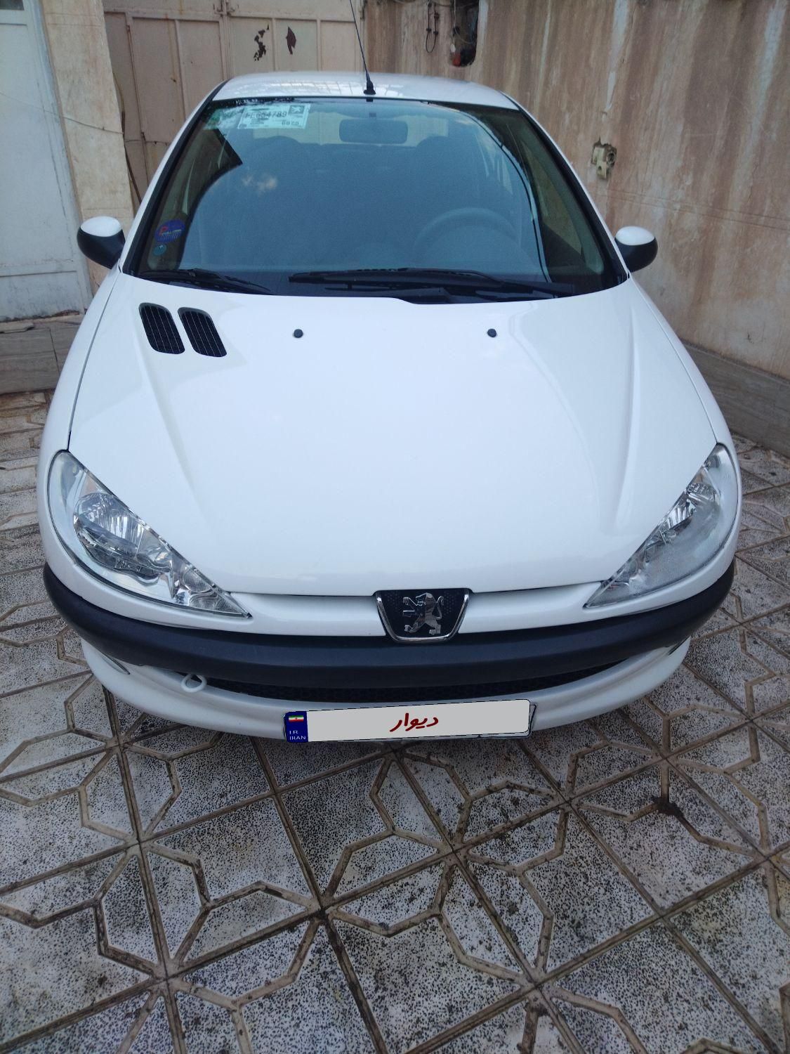 پژو ۲۰۶ صندوق دار v8 - 1399
