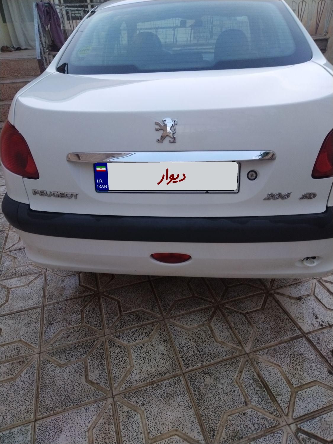 پژو ۲۰۶ صندوق دار v8 - 1399
