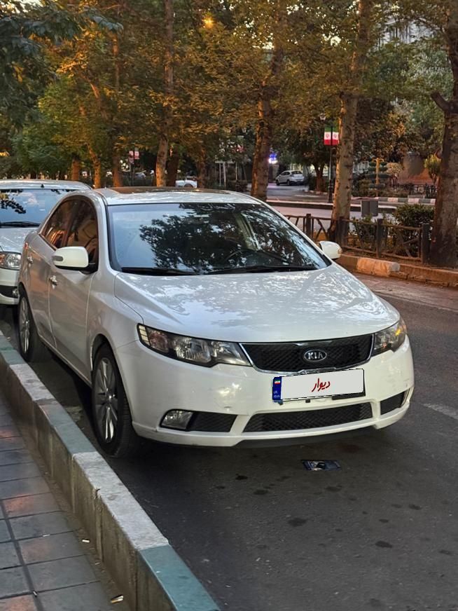 کیا سراتو 2.0 لیتر اتوماتیک GT لاین - 2010