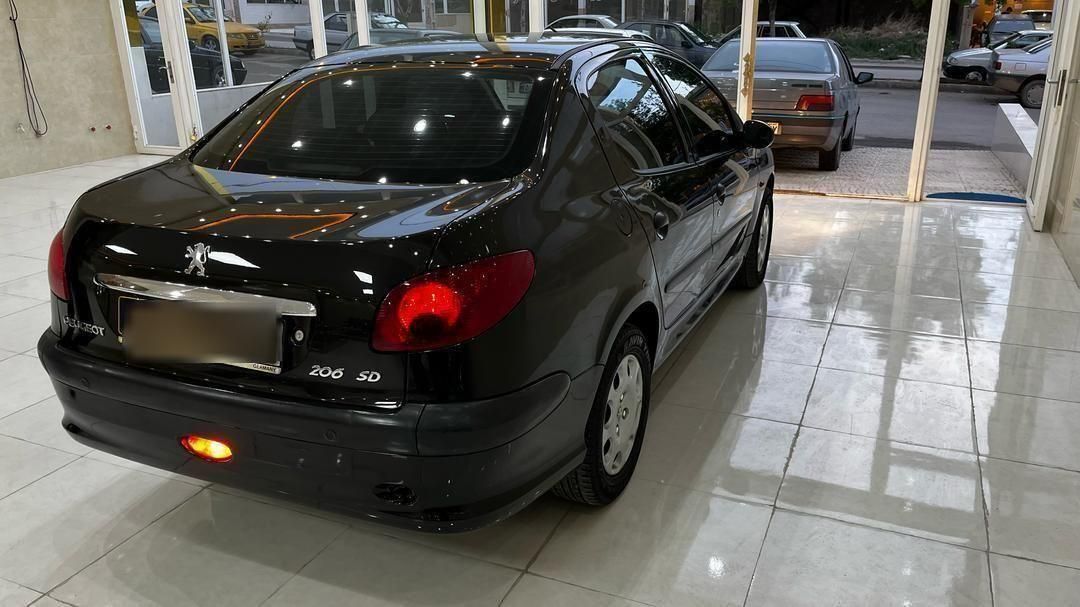 پژو ۲۰۶ صندوق دار v8 - 1395
