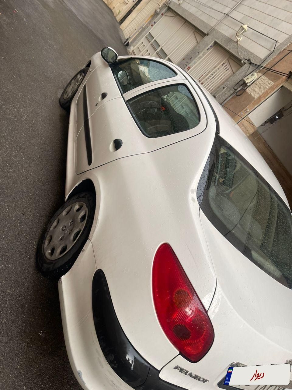 پژو ۲۰۶ صندوق دار v8 - 1394