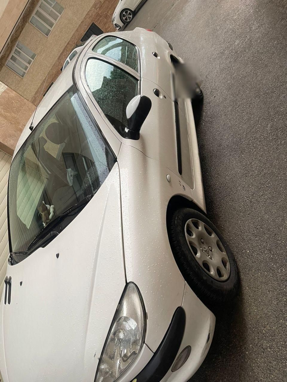 پژو ۲۰۶ صندوق دار v8 - 1394