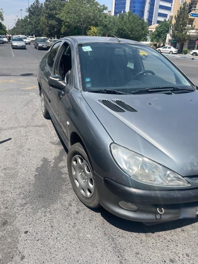 پژو ۲۰۶ صندوق دار v20 - 1389