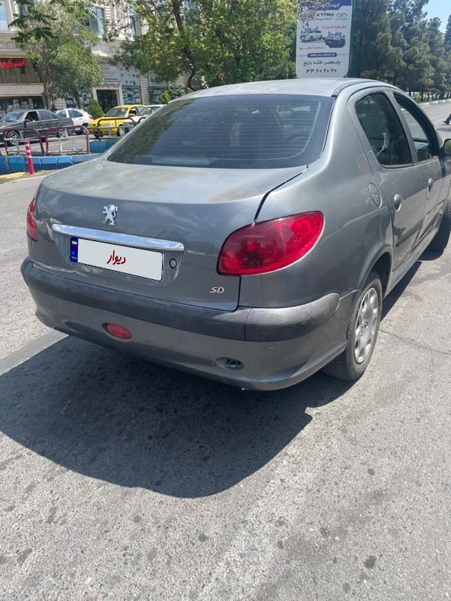 پژو ۲۰۶ صندوق دار v20 - 1389