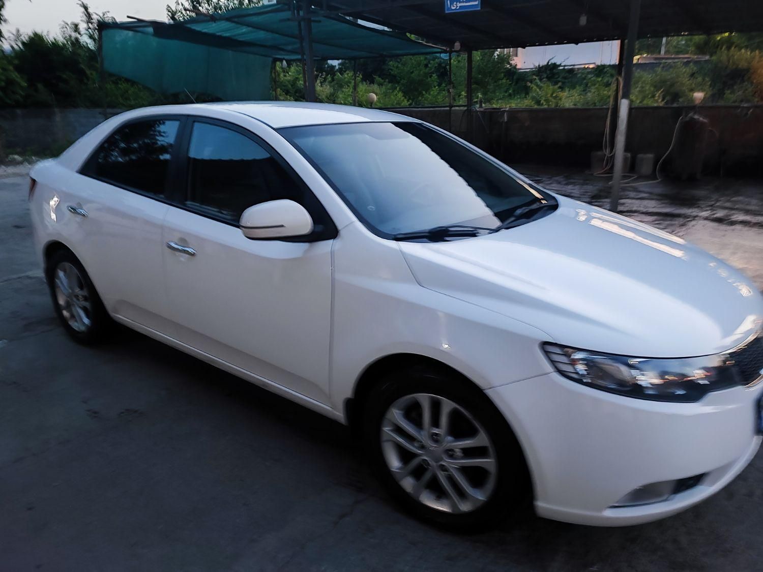 کیا سراتو 2.0 لیتر اتوماتیک GT لاین - 2016