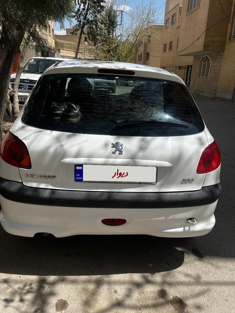 پژو 206 تیپ 2 - 1395