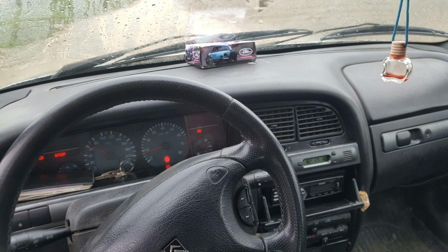 سیتروئن زانتیا X - 2005