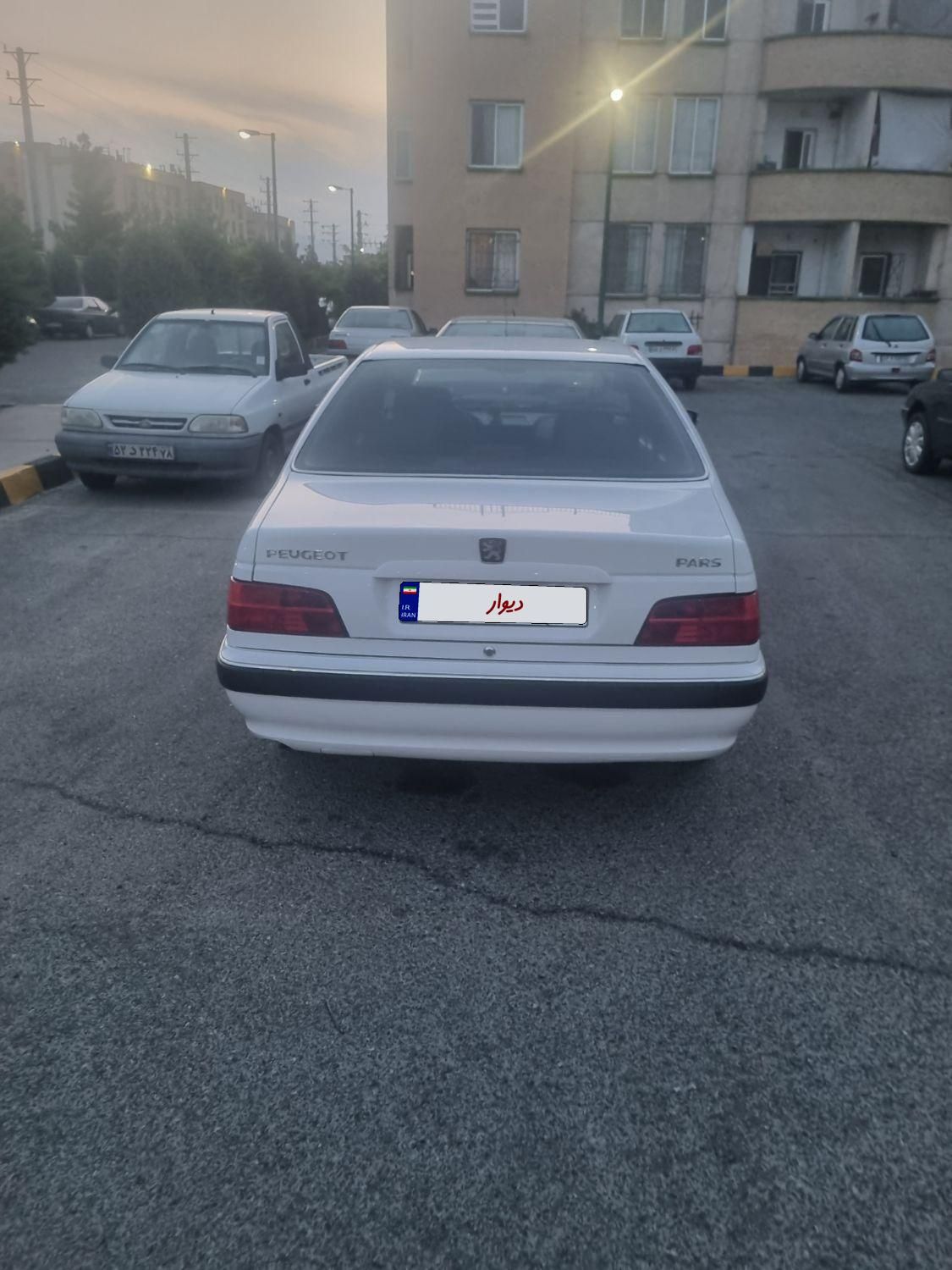 پژو پارس XU7P - 1402