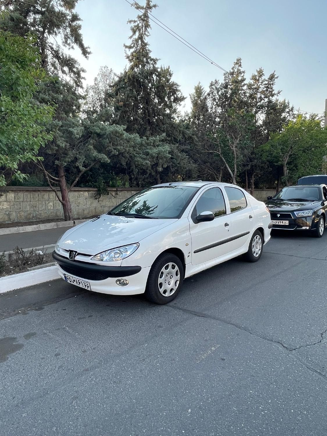 پژو ۲۰۶ صندوق دار v8 - 1394