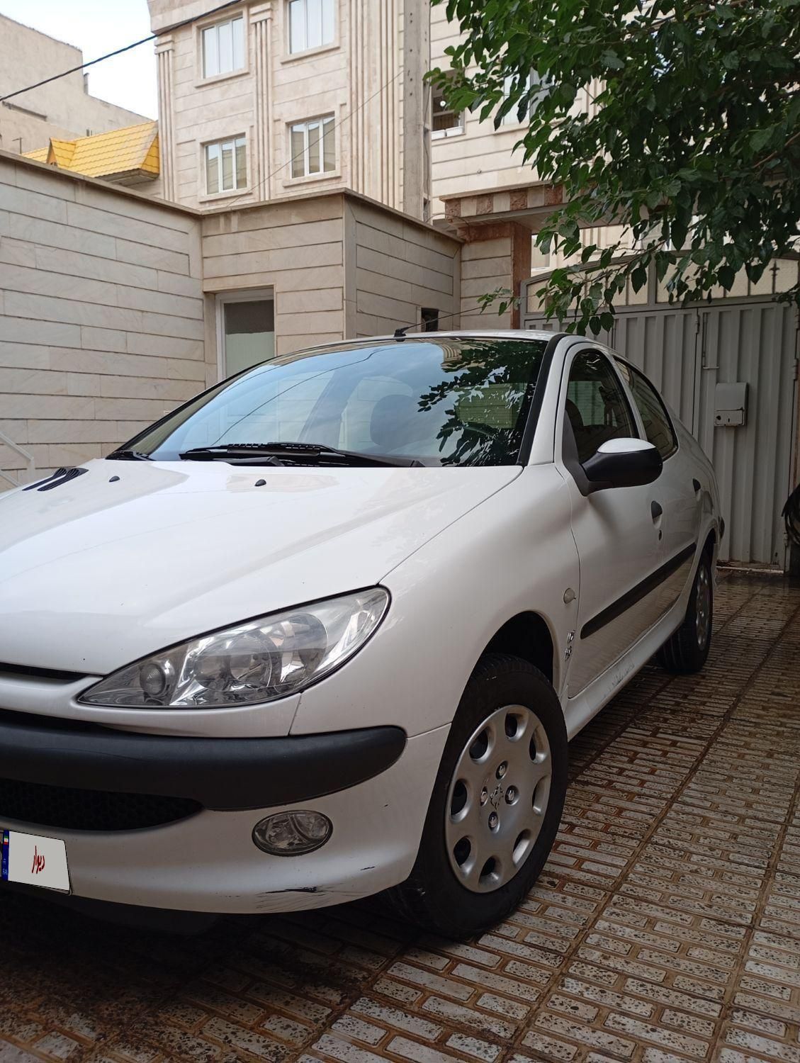 پژو ۲۰۶ صندوق دار v8 - 1399