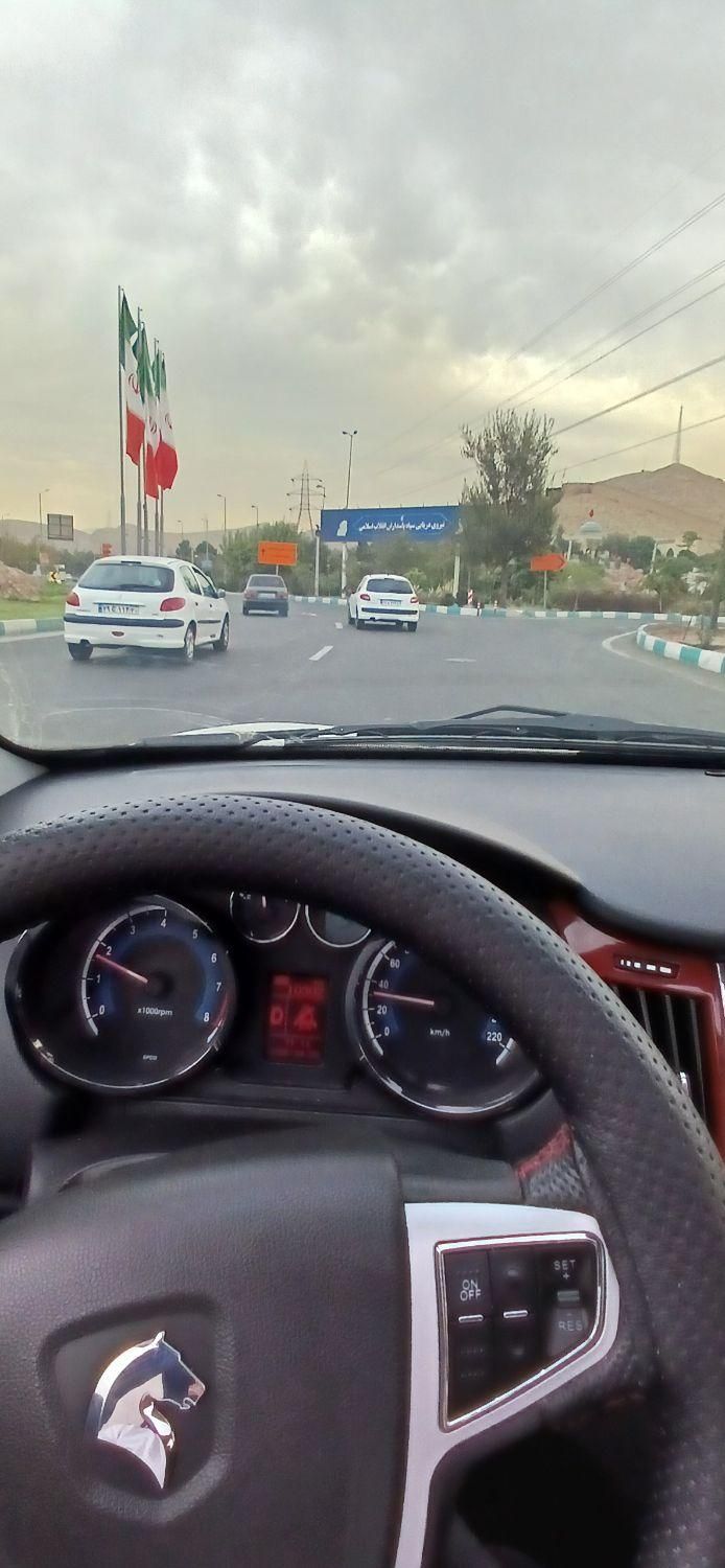 دنا پلاس توربو شارژ 6 دنده توربو - 1401